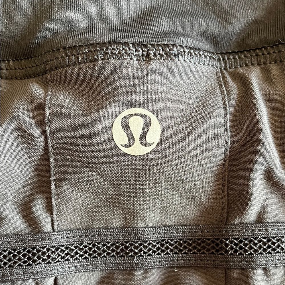 Lululemon Run Black Pace Setter Mini Skirt Size 6 Reg - Picture 13 of 14